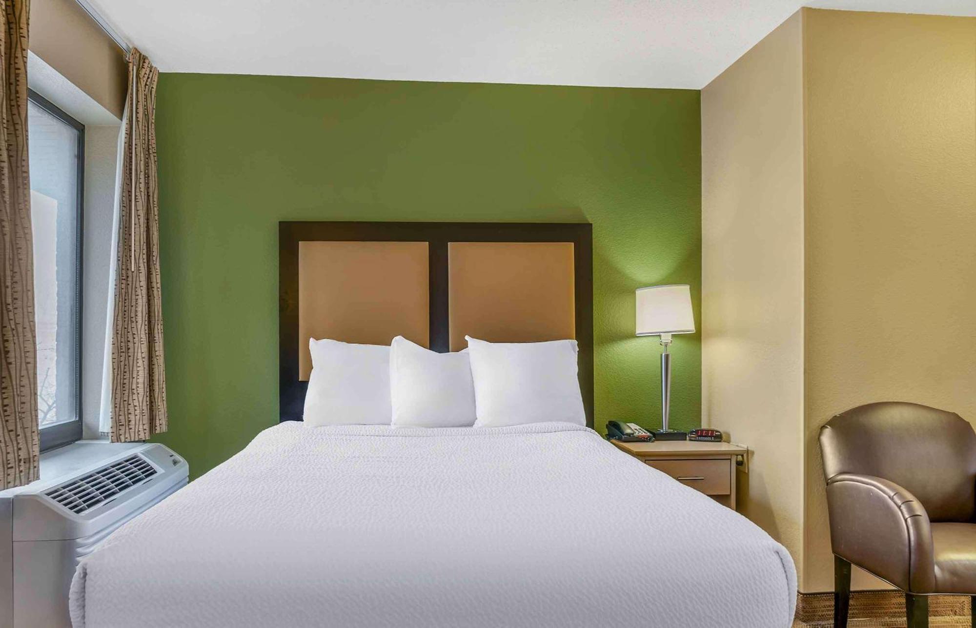 Extended Stay America Select Suites - Detroit - Ann Arbor - University South Exterior foto