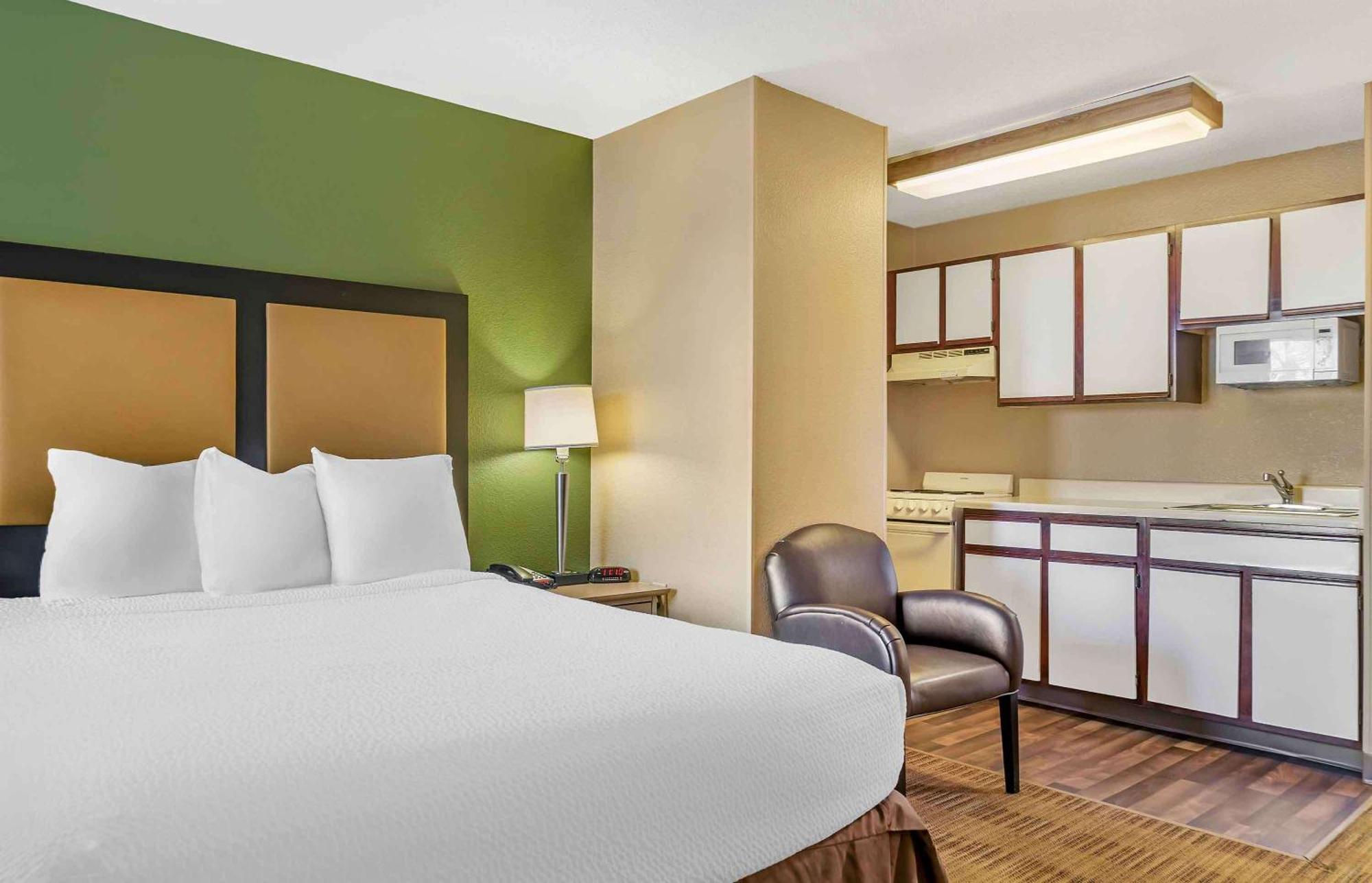 Extended Stay America Select Suites - Detroit - Ann Arbor - University South Exterior foto